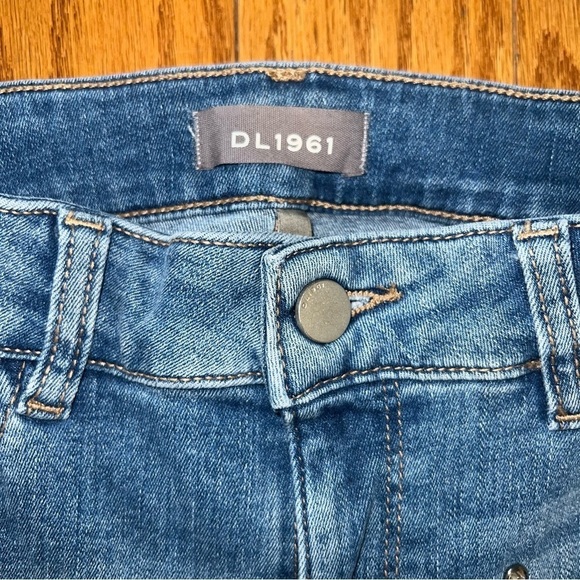 DL1961 Crystal-Embellished Cropped Mid Rise Instasculpt Skinny Jeans Size 26 - Picture 6 of 12